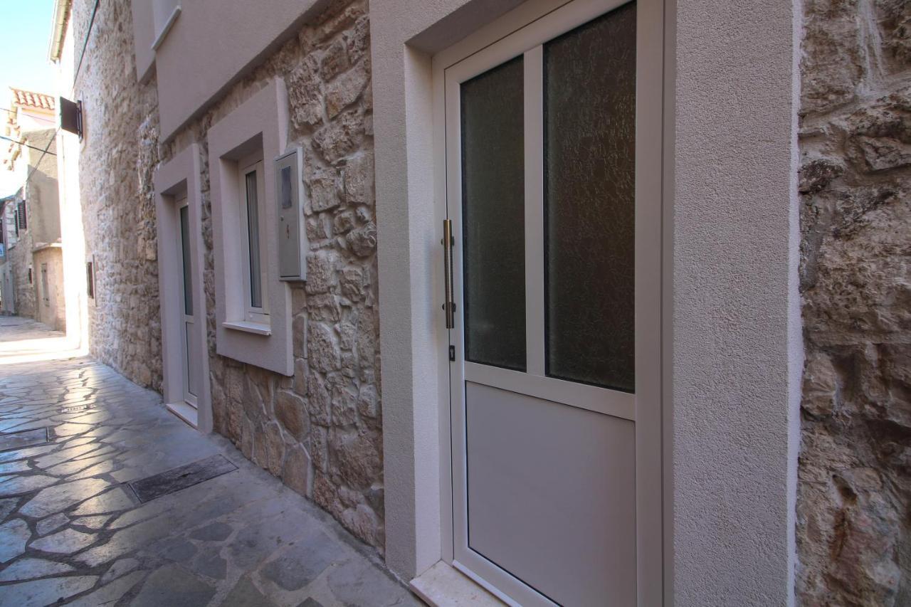 Ghetto Apartment Primošten Exterior foto